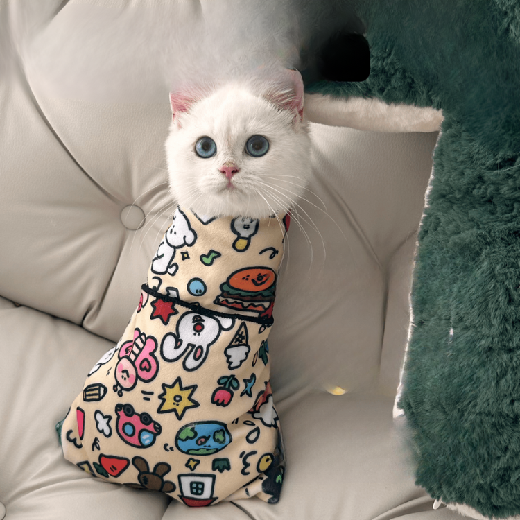 ✂️ Cat Nail Clipper Kit with Anti-Scratch Restraint Wrap | Safe Grooming Tool